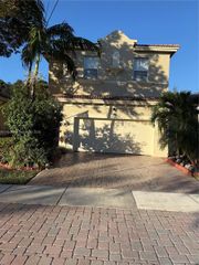 1128 NE 39th Ave, Homestead, FL 33033
