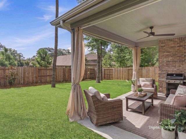 218 Woods Rose Court, Conroe, TX 77318