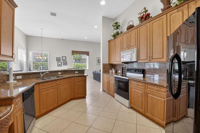7713 Rinehart Drive, Boynton Beach, FL 33437