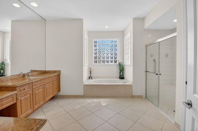 7713 Rinehart Drive, Boynton Beach, FL 33437