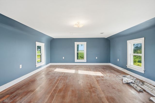 10120 N 1000 East Road, Manteno, IL 60950