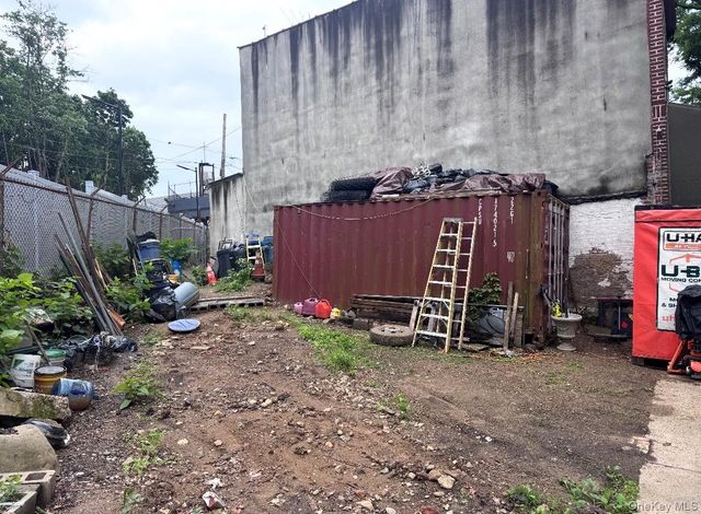 88 Granite Street, Brooklyn, NY 11207