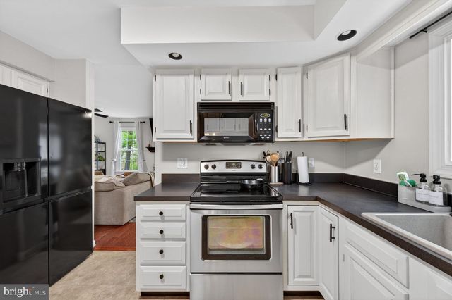 1221 COVE DR, Churchton, MD 20733
