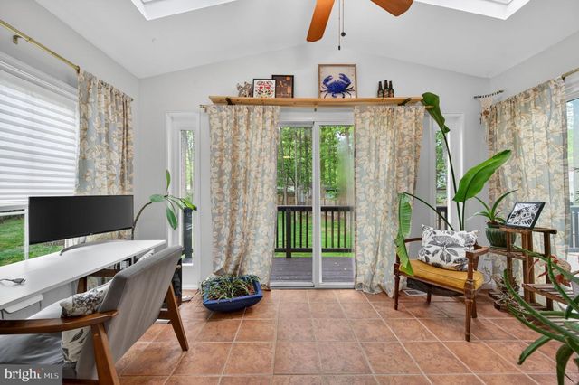 1221 COVE DR, Churchton, MD 20733