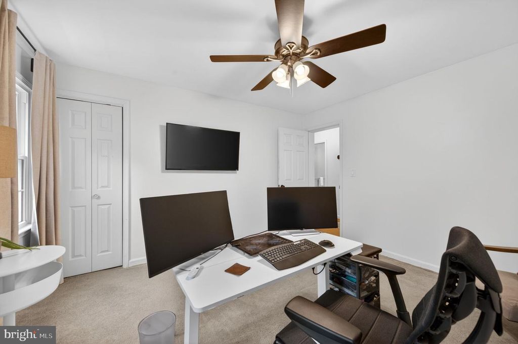 Image 31 of property listing at 1221 COVE DR, Churchton, MD 20733