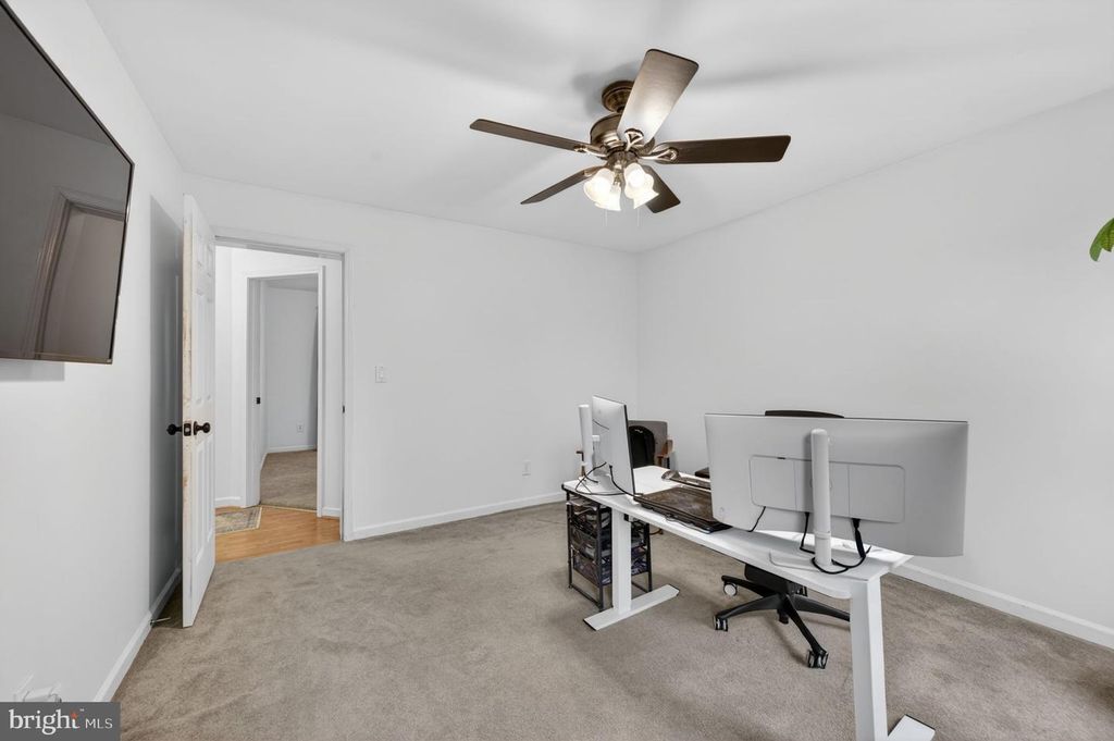 Image 32 of property listing at 1221 COVE DR, Churchton, MD 20733
