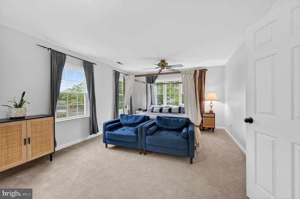 Image 34 of property listing at 1221 COVE DR, Churchton, MD 20733