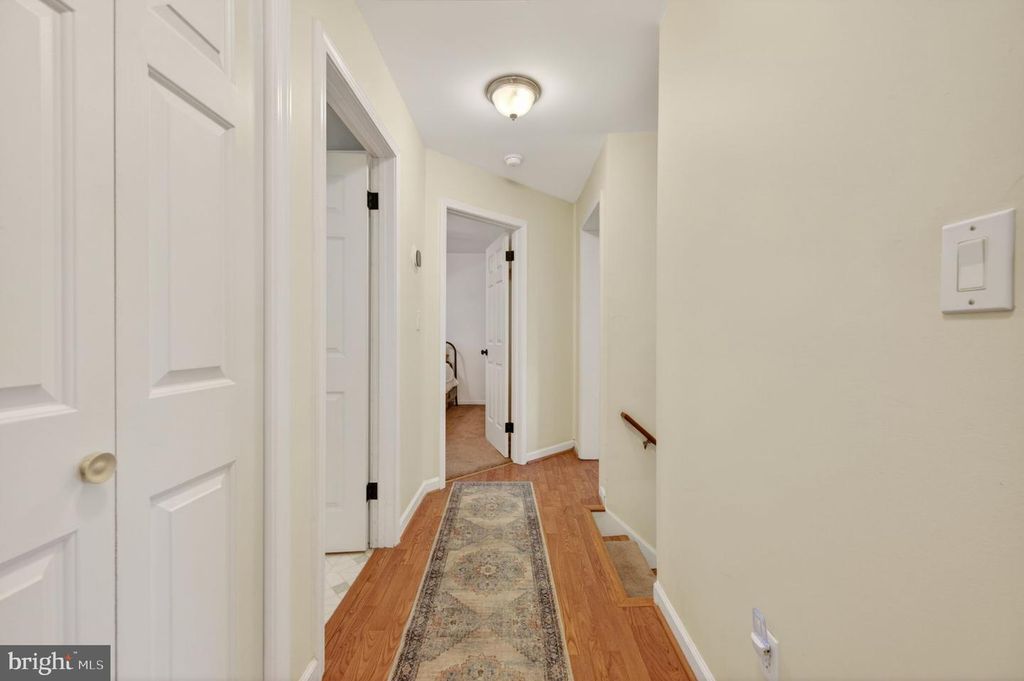 Image 44 of property listing at 1221 COVE DR, Churchton, MD 20733