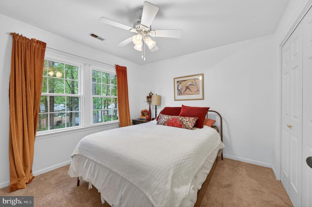 Image 45 of property listing at 1221 COVE DR, Churchton, MD 20733