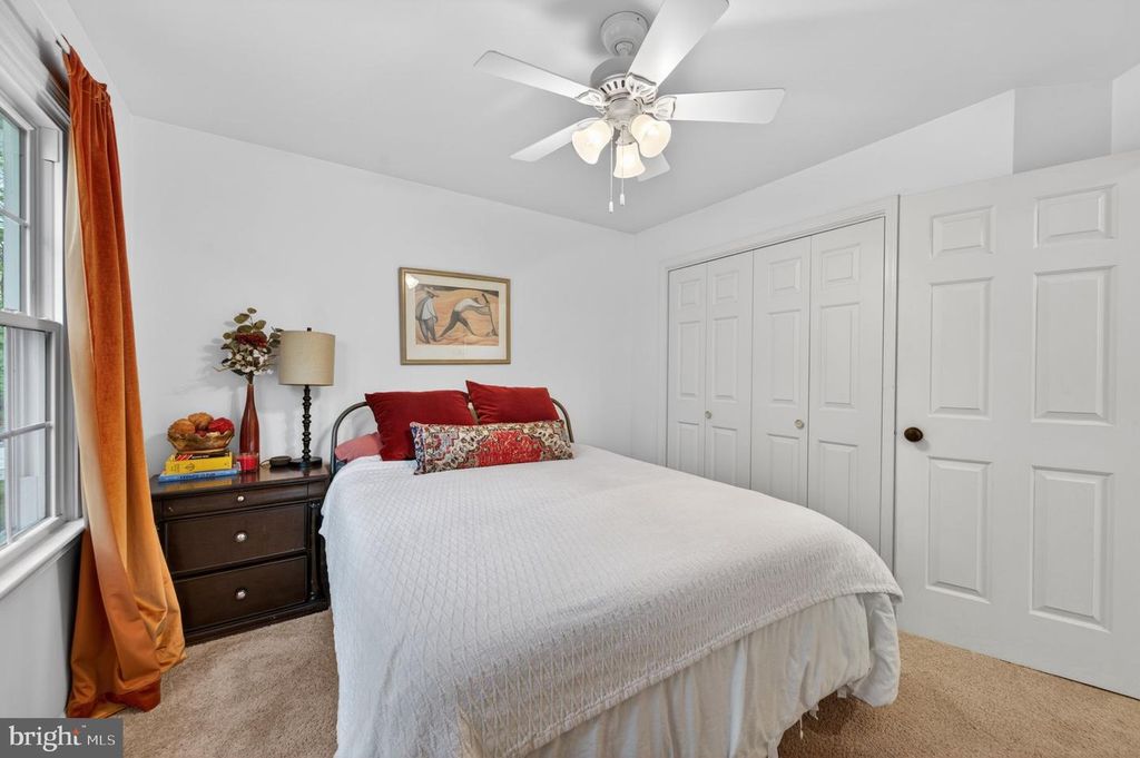Image 46 of property listing at 1221 COVE DR, Churchton, MD 20733