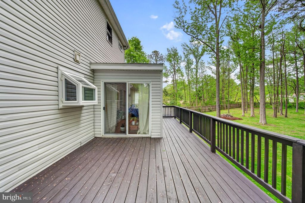 Image 59 of property listing at 1221 COVE DR, Churchton, MD 20733