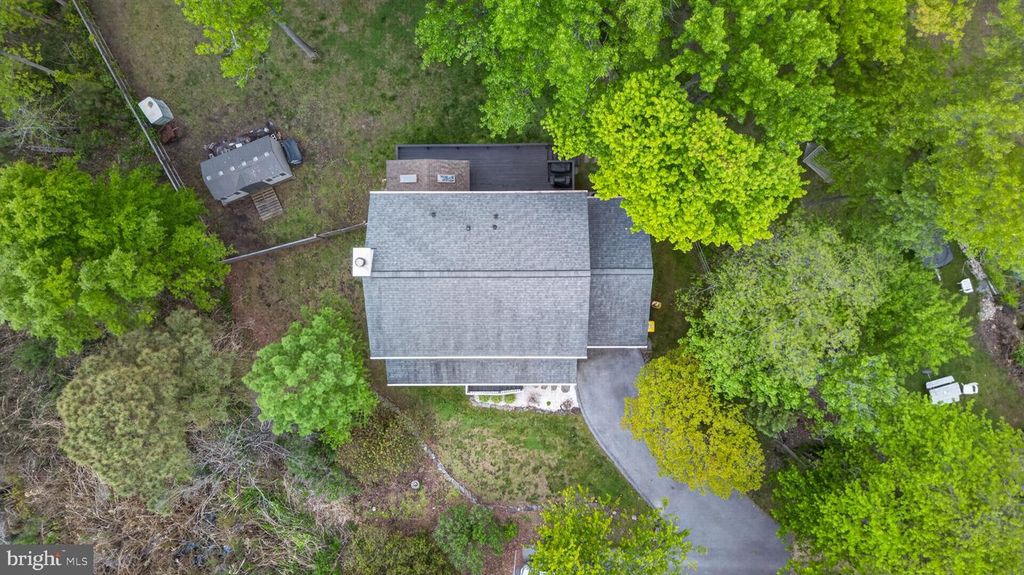 Image 61 of property listing at 1221 COVE DR, Churchton, MD 20733