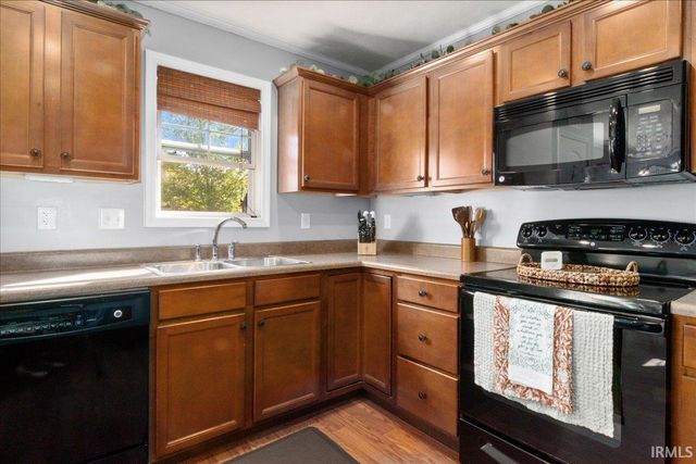 10235 Admiral Drive, Evansville, IN 47725