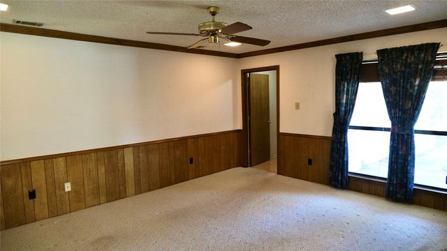 4724 Meadowview Drive, Mesquite, TX 75150