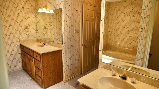 4724 Meadowview Drive, Mesquite, TX 75150