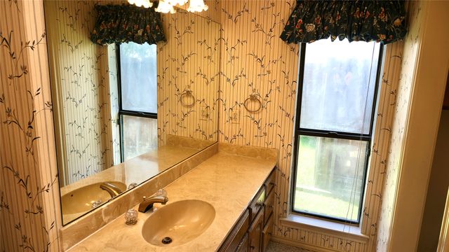 4724 Meadowview Drive, Mesquite, TX 75150