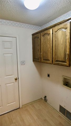 4724 Meadowview Drive, Mesquite, TX 75150
