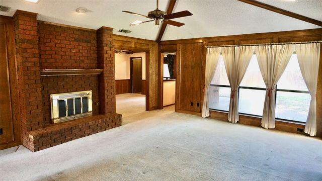 4724 Meadowview Drive, Mesquite, TX 75150