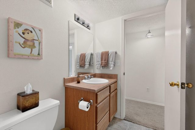 6001 Murcia Avenue NW, Albuquerque, NM 87114