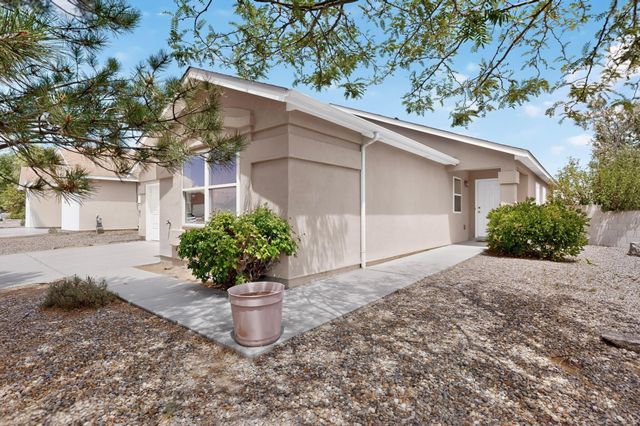 6001 Murcia Avenue NW, Albuquerque, NM 87114