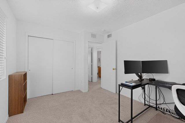 6001 Murcia Avenue NW, Albuquerque, NM 87114