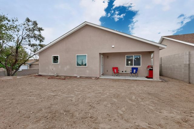 6001 Murcia Avenue NW, Albuquerque, NM 87114