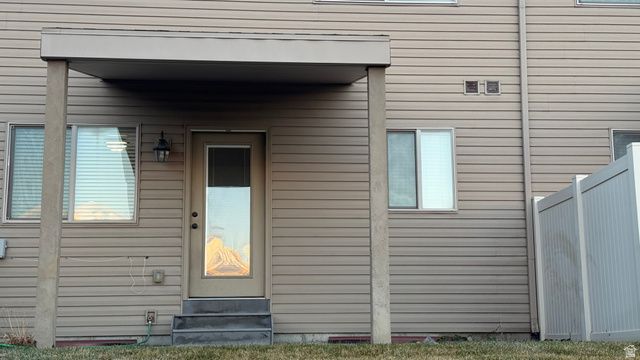 1838 W 5050 S, Roy, UT 84067