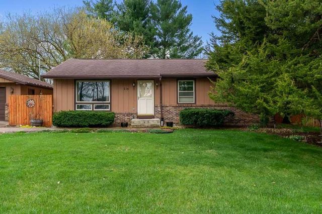 718 Crist Road, Beloit, WI 53511
