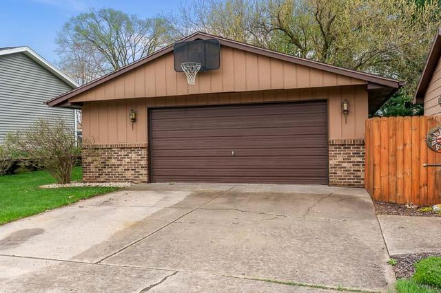 718 Crist Road, Beloit, WI 53511
