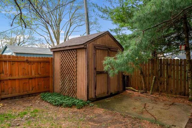 718 Crist Road, Beloit, WI 53511