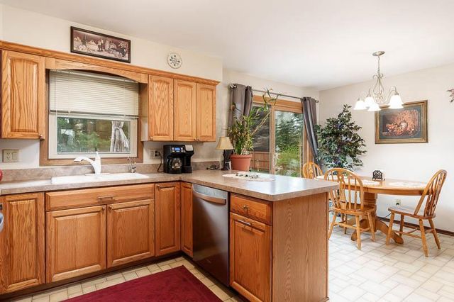 718 Crist Road, Beloit, WI 53511