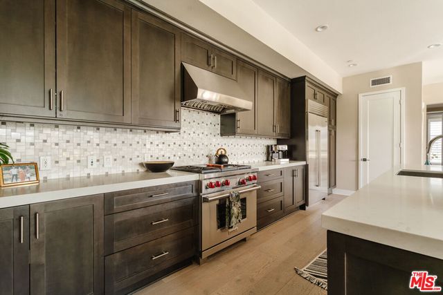12765 Bluff Creek Drive 1, Los Angeles, CA 90094