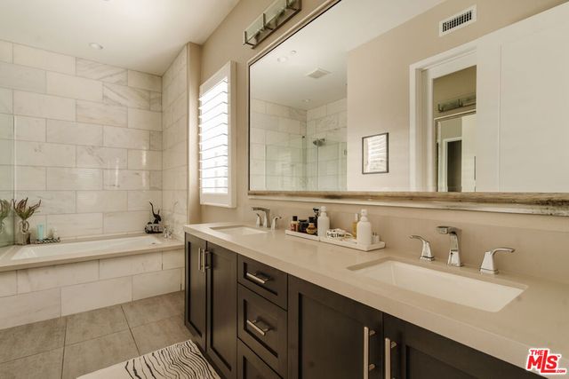 12765 Bluff Creek Drive 1, Los Angeles, CA 90094