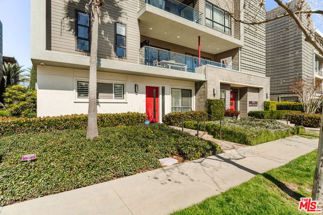 12765 Bluff Creek Drive 1, Los Angeles, CA 90094