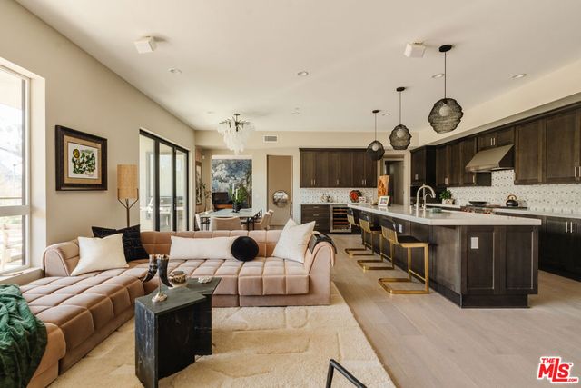 12765 Bluff Creek Drive 1, Los Angeles, CA 90094