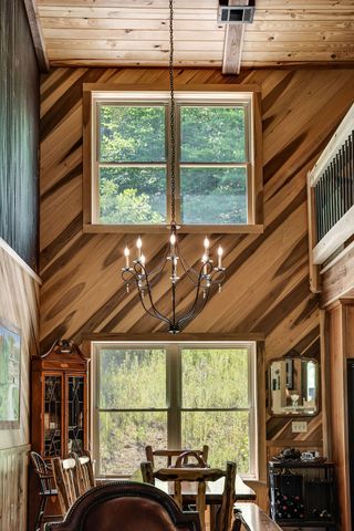 59 Russell Ln, Pleasant Shade, TN 37145