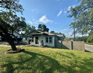 1300 Morgan LN, Austin, TX 78704