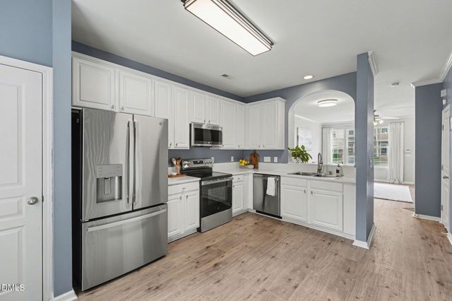 4424 Sugarbend Way, Raleigh, NC 27606