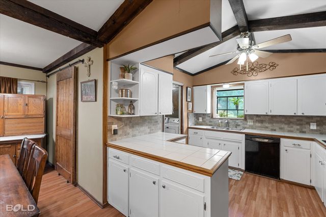 202 Espanita Boulevard, Haughton, LA 71037