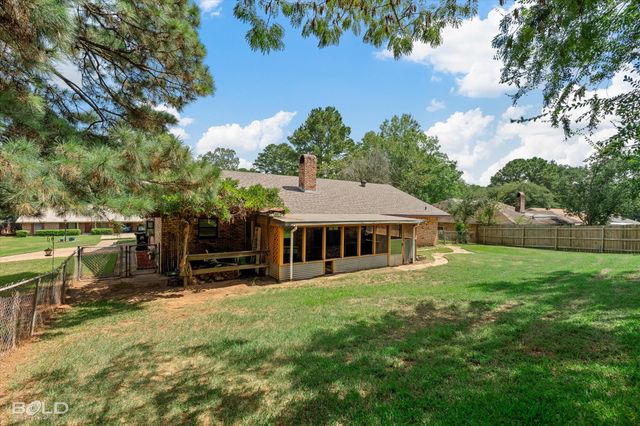 202 Espanita Boulevard, Haughton, LA 71037