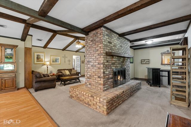 202 Espanita Boulevard, Haughton, LA 71037