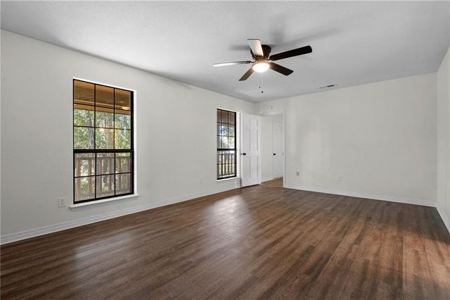 7485 Creekwood Drive, Mobile, AL 36695