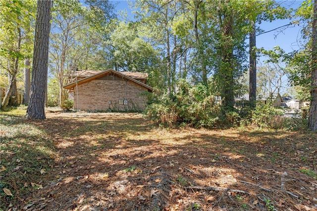 7485 Creekwood Drive, Mobile, AL 36695