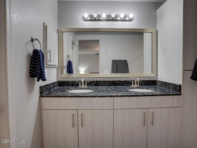 14752 WILLIAM MESHEL Drive, El Paso, TX 79938