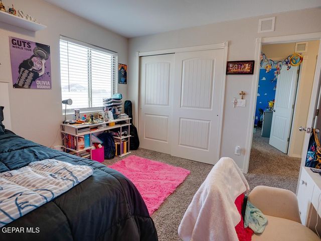 14752 WILLIAM MESHEL Drive, El Paso, TX 79938