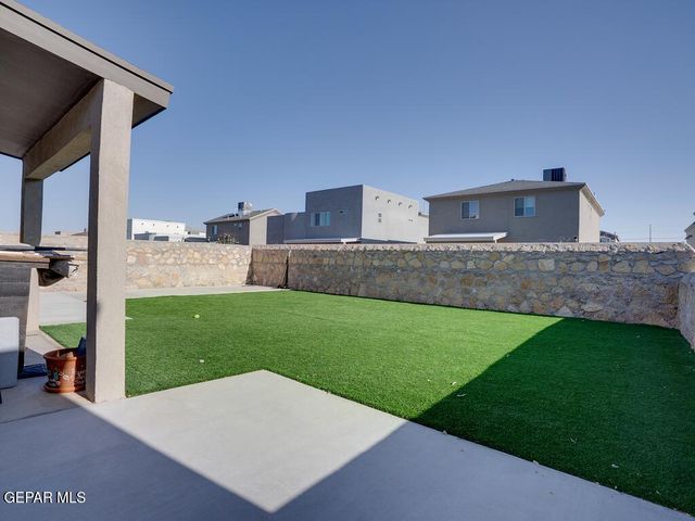 14752 WILLIAM MESHEL Drive, El Paso, TX 79938