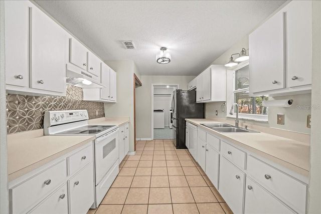 9 PECAN RADIAL, Ocala, FL 34472