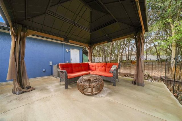 9 PECAN RADIAL, Ocala, FL 34472