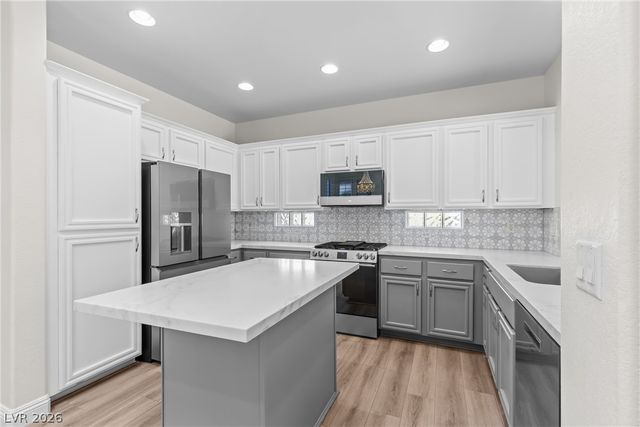 2787 Cherrydale Falls Drive, Henderson, NV 89052