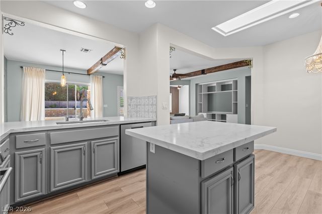 2787 Cherrydale Falls Drive, Henderson, NV 89052